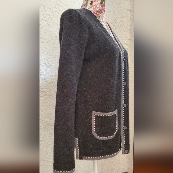 Neiman Marcus Cashmere Collection Cardigan 2 Shades of Grey - Picture 6 of 8
